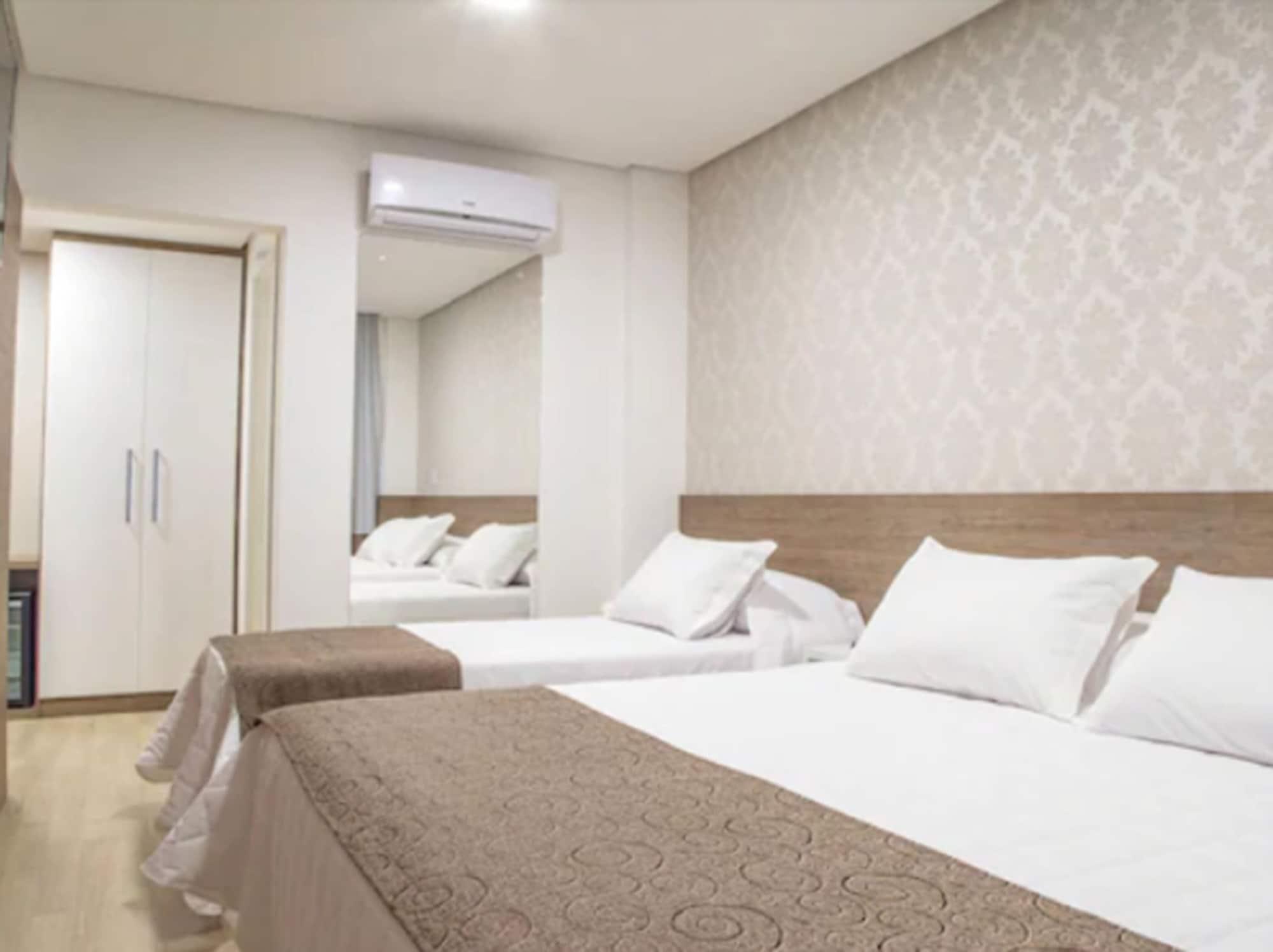 Holiday & Business Hotel - Em Frente Ao Centro De Eventos E Arena Conda Chapecó Exteriör bild